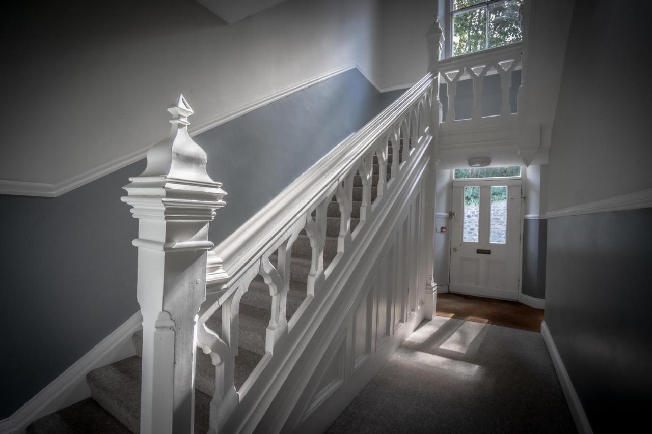 Victorian Penthouse With Panoramic Sea Views Lägenhet Ilfracombe Exteriör bild