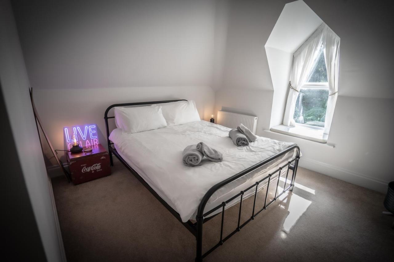 Victorian Penthouse With Panoramic Sea Views Lägenhet Ilfracombe Exteriör bild