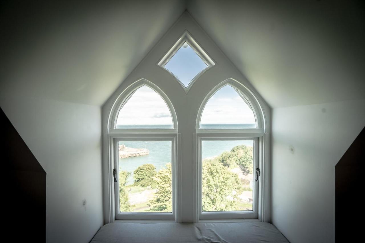 Victorian Penthouse With Panoramic Sea Views Lägenhet Ilfracombe Exteriör bild