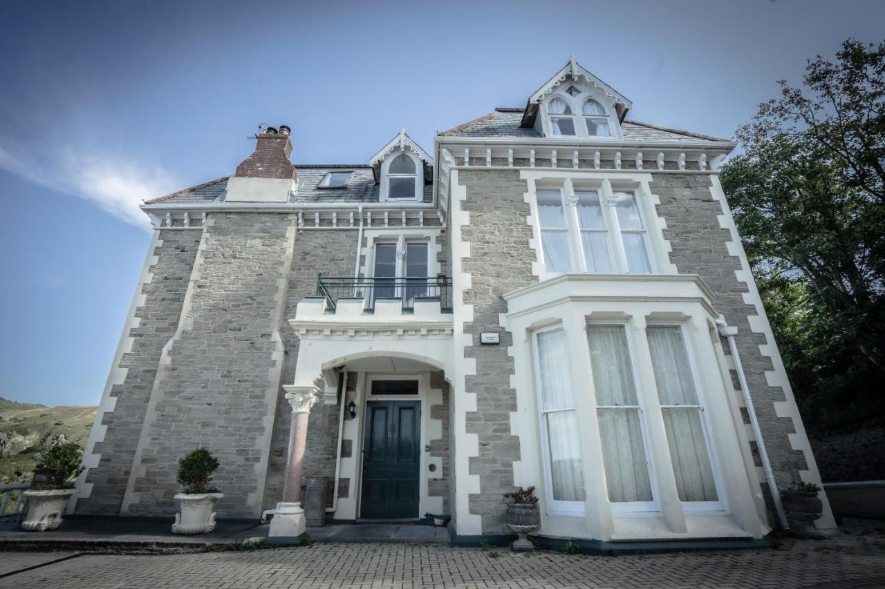 Victorian Penthouse With Panoramic Sea Views Lägenhet Ilfracombe Exteriör bild